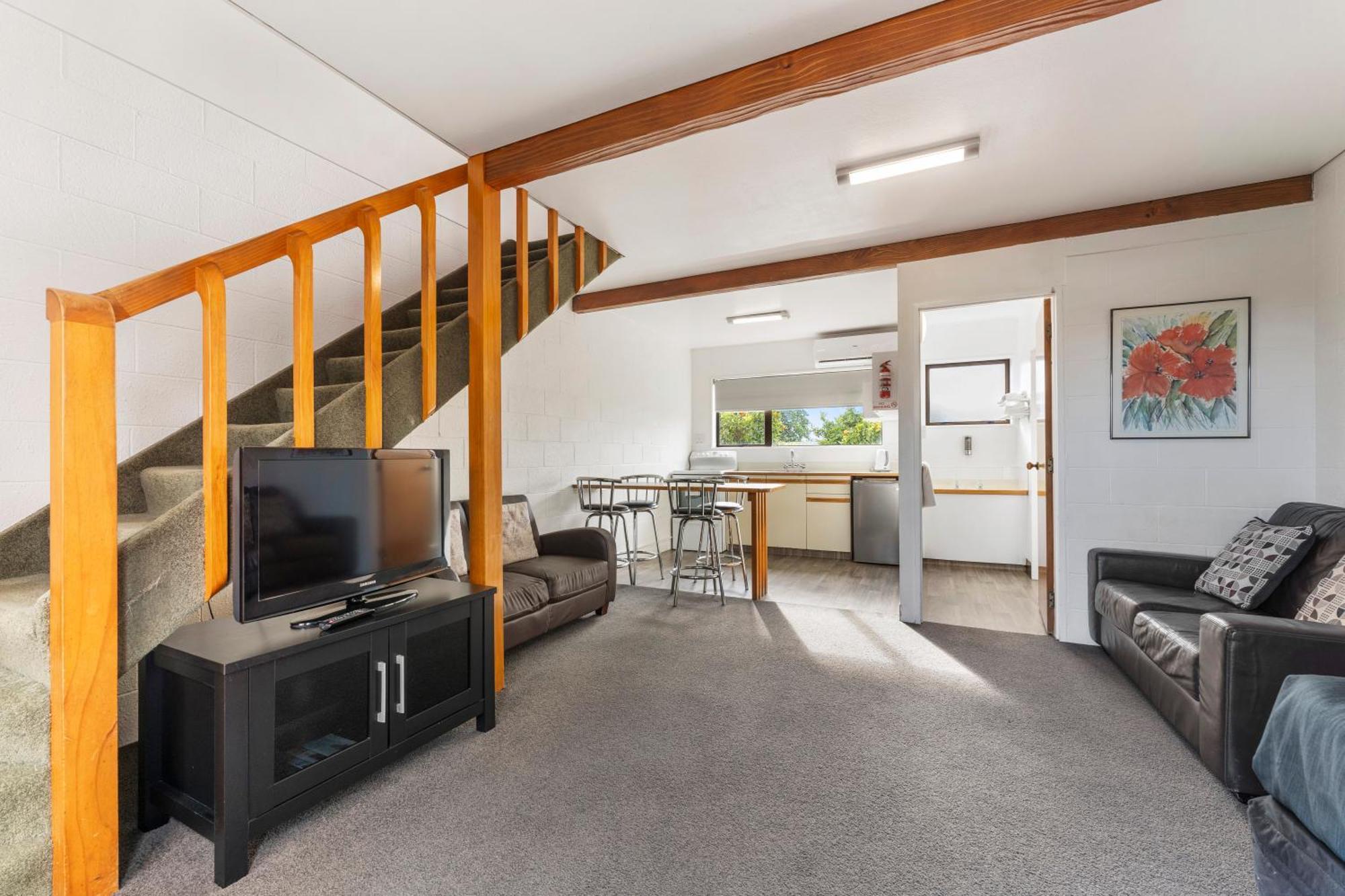 Coachman'S Lodge Motel Whanganui Bagian luar foto