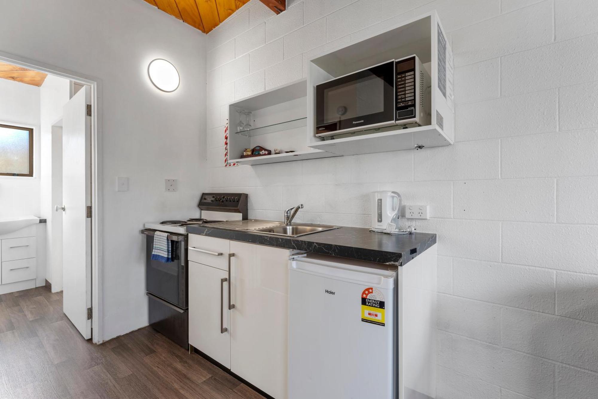 Coachman'S Lodge Motel Whanganui Bagian luar foto